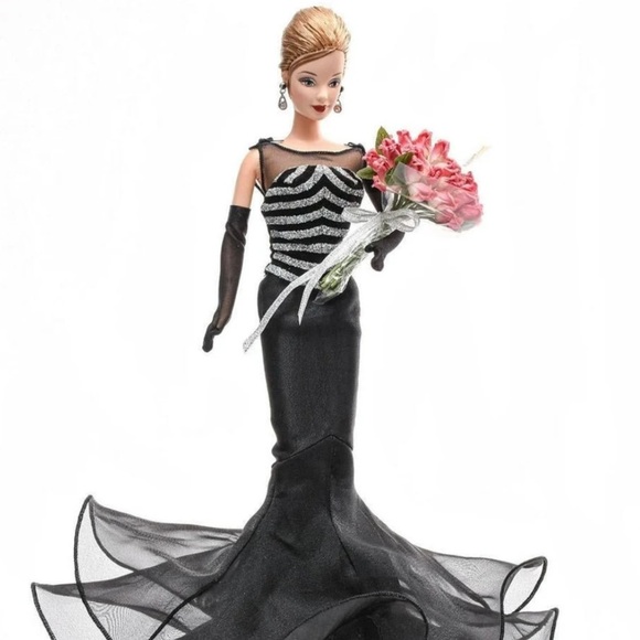 1999 40th Anniversary Barbie NIB Mint - Picture 12 of 13